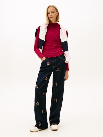 T-shirt Tommy Jeans en violet