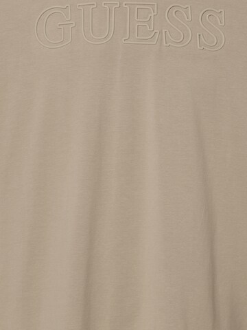 GUESS T-Shirt in Grau