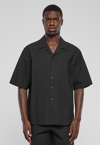 Urban Classics Comfort fit Button Up Shirt in Black: front