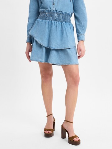 Marie Lund Skirt in Blue: front