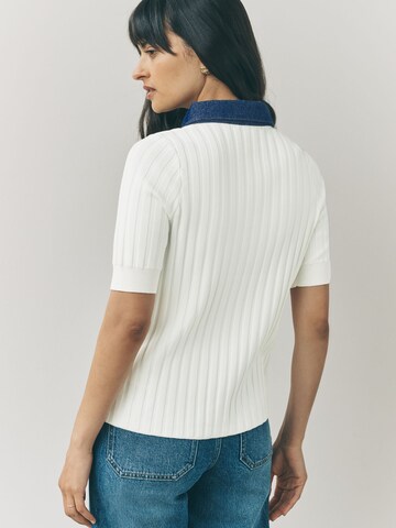 Next Пуловер в бежово