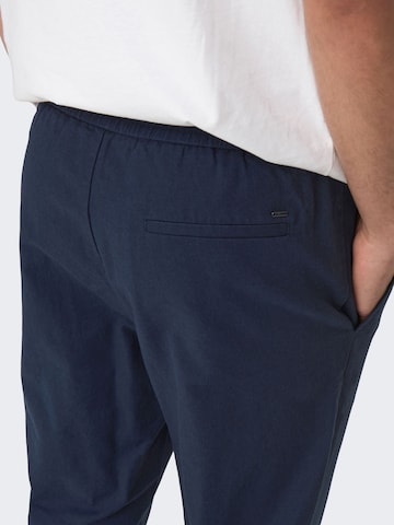 Tapered Pantaloni '22024966' di Only & Sons in blu