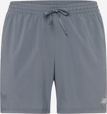 new balance Спортивные штаны в Серый: спереди