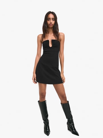 Robe Bershka en noir : devant