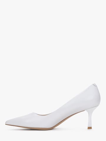 Estro Pumps '9106-11' in White