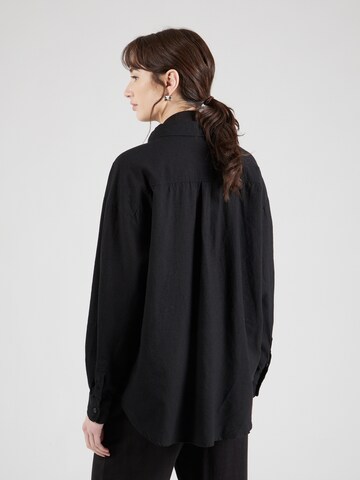 Monki Blouse in Black