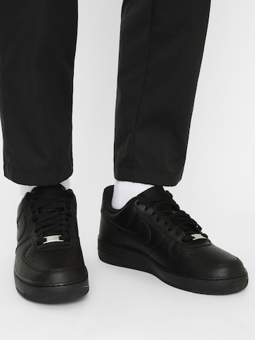 Nike Sportswear Platform trainers 'AIR FORCE 1 07' in Black: front