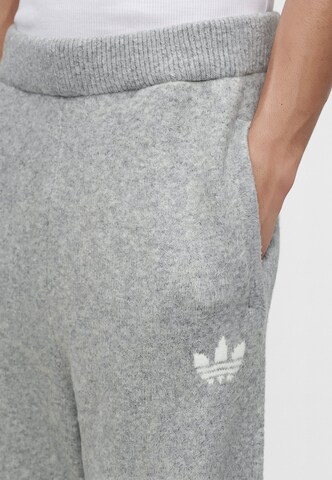 ADIDAS ORIGINALS Wide Leg Hose in Grau