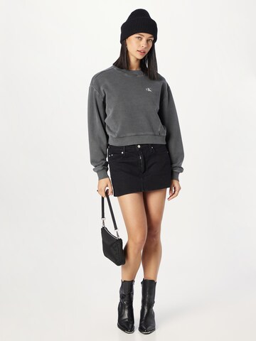 Calvin Klein Jeans Sweatshirt in Grey