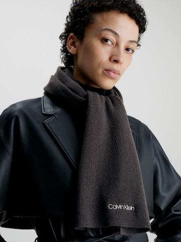 Calvin Klein Scarf in Black: front