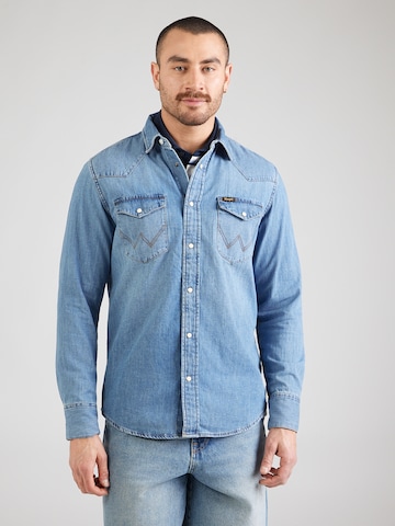 Coupe regular Chemise WRANGLER en bleu : devant