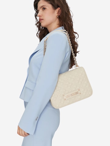 Borsa a spalla 'QUILTED PU JC4000PP1' di Love Moschino in beige