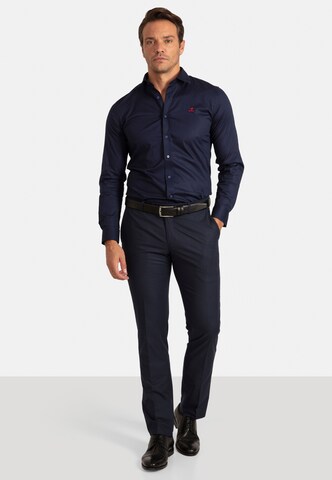 Sir Raymond Tailor Regular fit Button Up Shirt 'Moss' in Blue