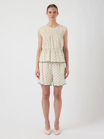 Top 'YASDobby' di YAS in bianco