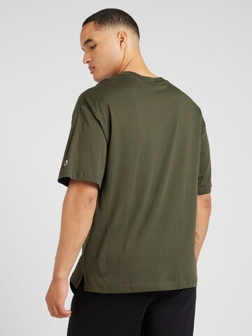 Champion Authentic Athletic Apparel T-Shirt in Grün