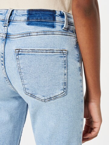 Coupe slim Jean 'ERICA' ONLY en bleu