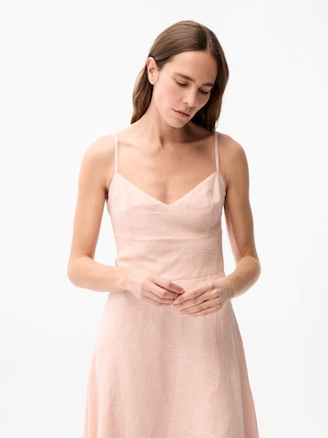 Robe adl en rose