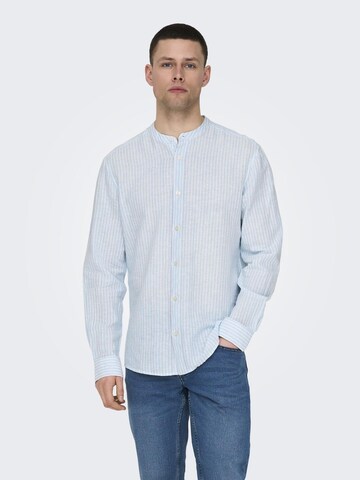 Coupe slim Chemise 'Caiden' Only & Sons en bleu : devant