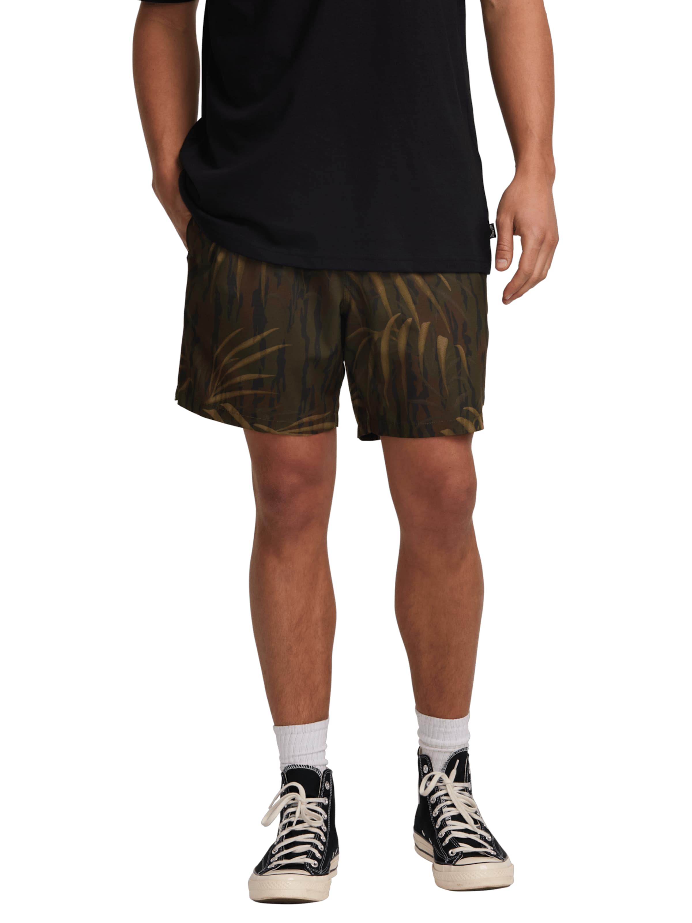 Regular Pantalon 'Surftrek' BILLABONG en vert : devant