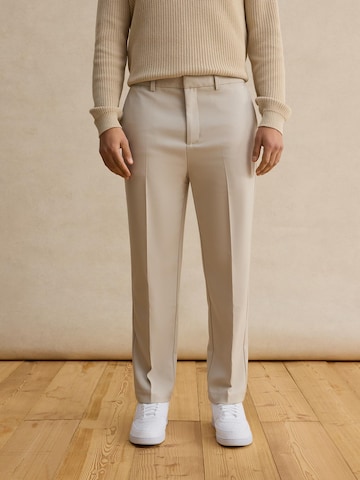 DAN FOX APPAREL Regularen Hlače na rob 'Jesper' | siva barva: sprednja stran