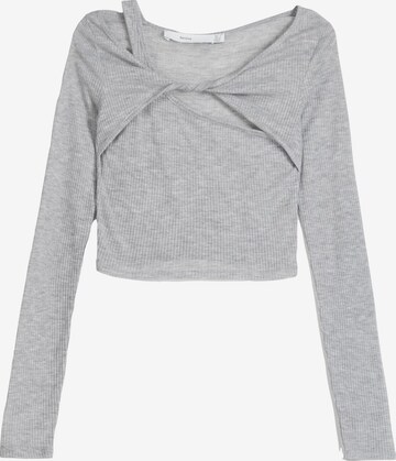 T-shirt Bershka en gris : devant