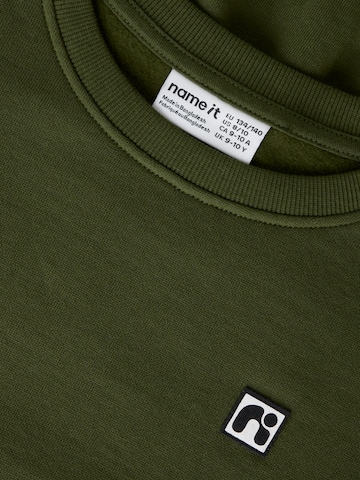 NAME IT Sweatshirt 'NKMFLO' in Green