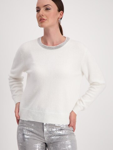 Pull-over monari en blanc : devant