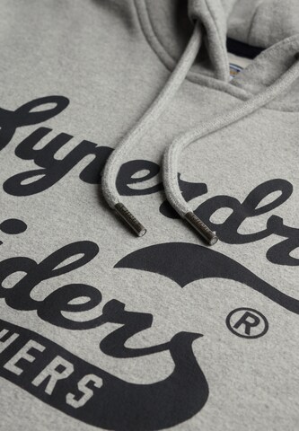 Sweat-shirt Superdry en gris