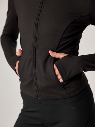 SNOCKS Performance Jacket in Black