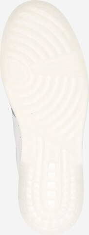 STEVE MADDEN Trampki niskie 'KEAN' w kolorze biały