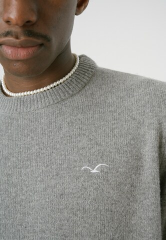 Cleptomanicx Pullover in Grau