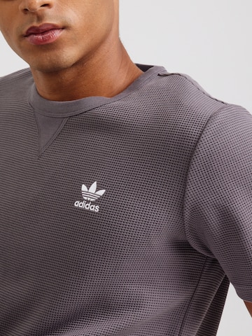 ADIDAS ORIGINALS Tričko 'Trefoil Essentials' - Sivá