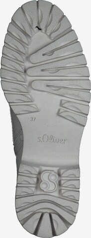 s.Oliver Schnürstiefelette in Grau