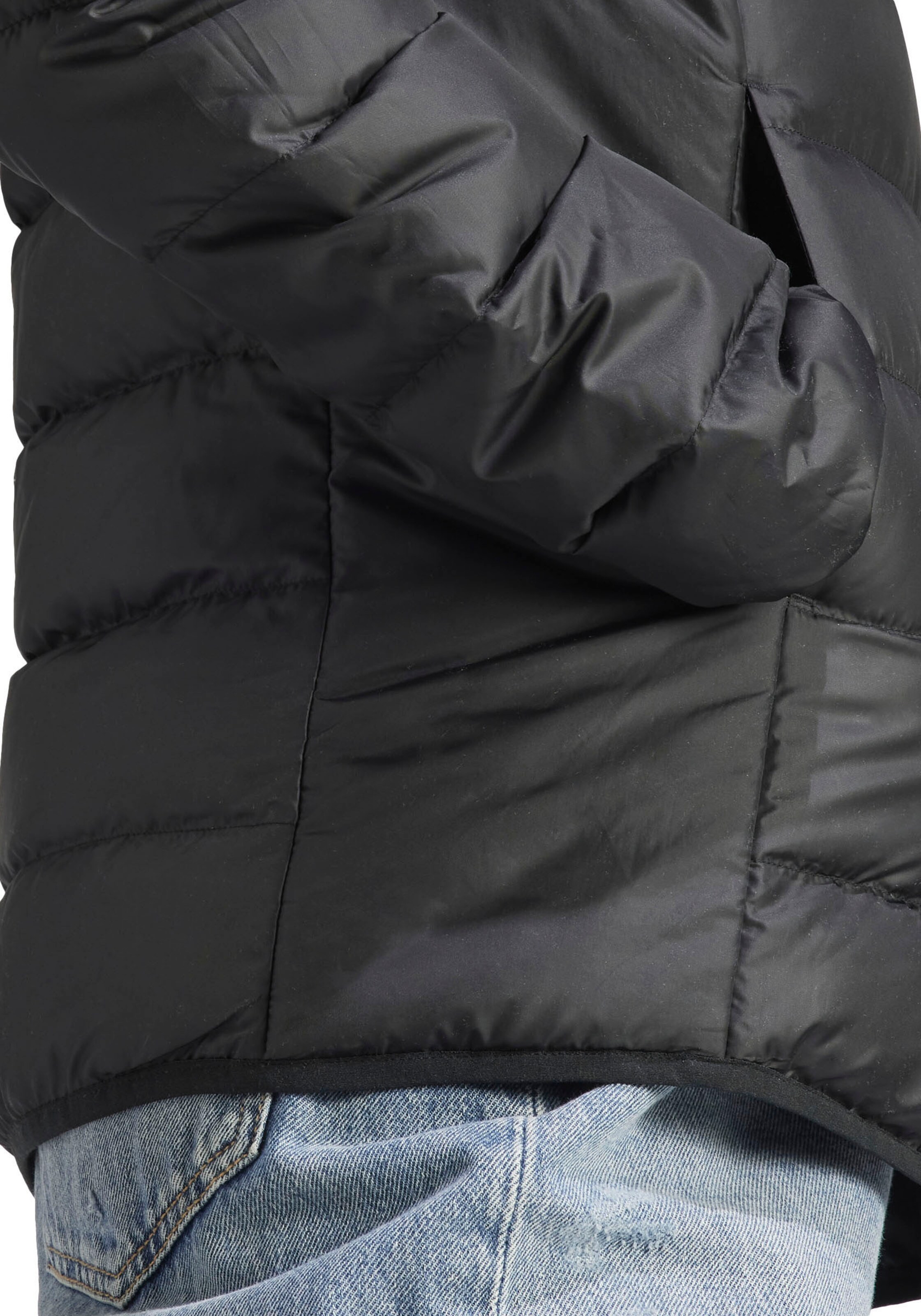 ADIDAS SPORTSWEAR Outdoorjacke 'Essential' in Schwarz