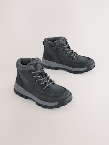 Next - Botas en gris