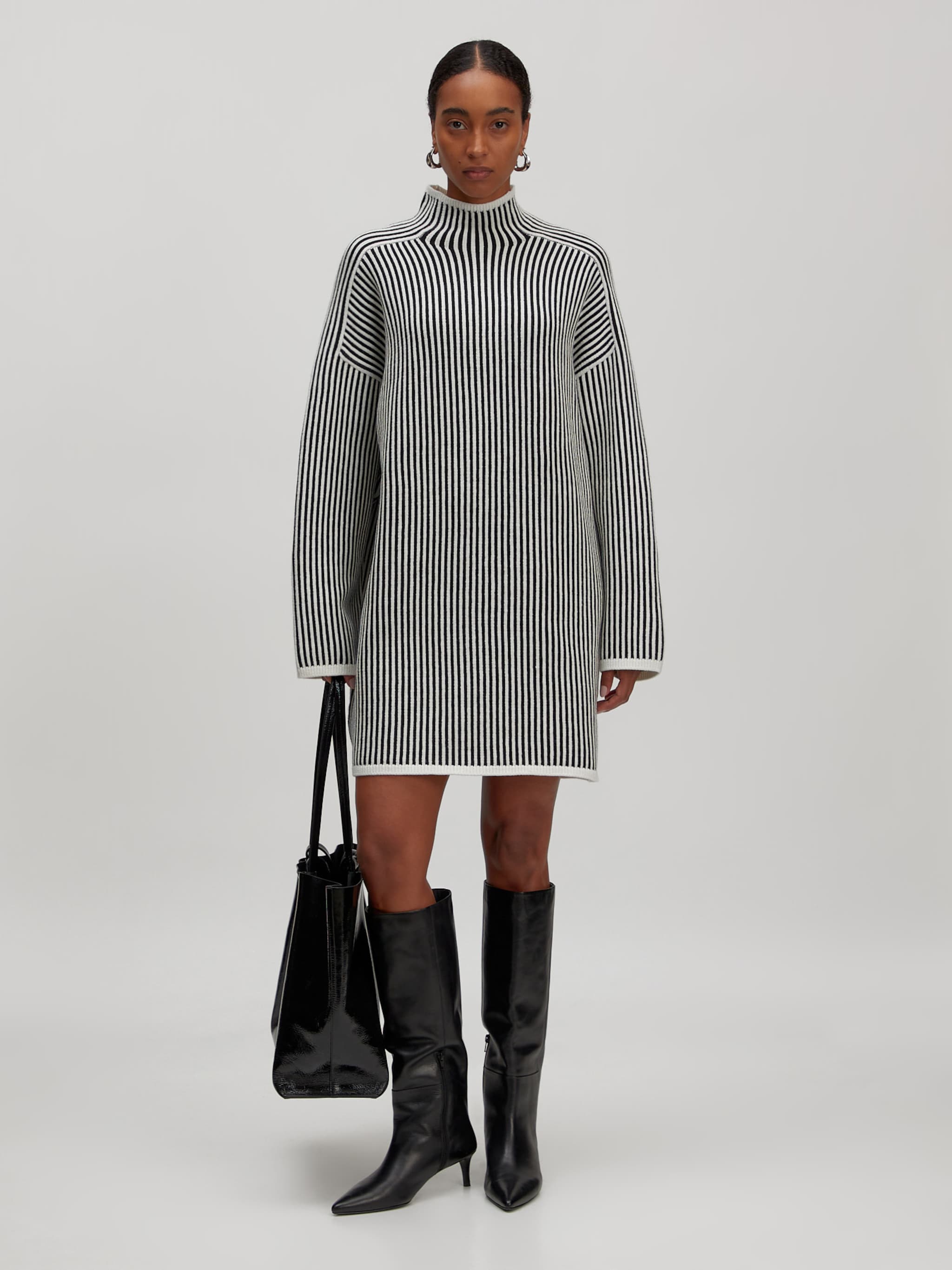 EDITED Producten Jurk 'Neea' Zwart