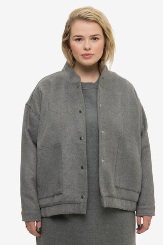 Studio Untold Between-Season Jacket in Grey: front