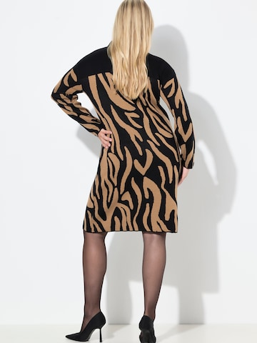 Ulla Popken Neulemekko värissä ruskea