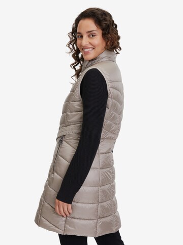 Betty Barclay Vest in Beige