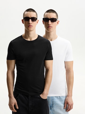 Maglietta di Bershka in nero: frontale