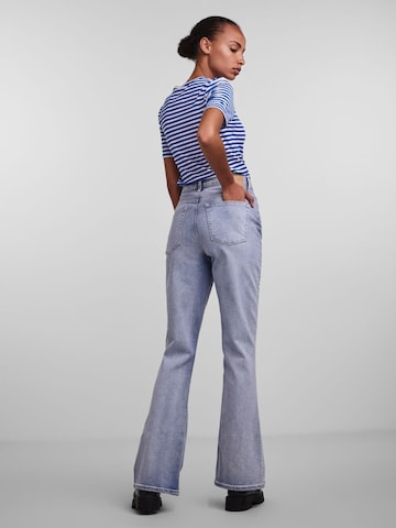 Flared Jeans 'Holly' di PIECES in blu