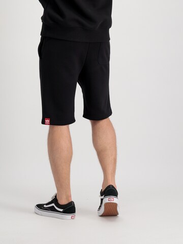 Regular Pantalon ALPHA INDUSTRIES en noir