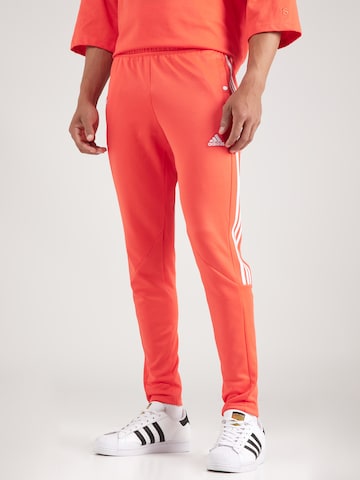 Effilé Pantalon de sport 'Tiro Material Mix' ADIDAS SPORTSWEAR en rouge : devant