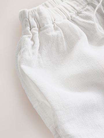 self. Regular Pants in White