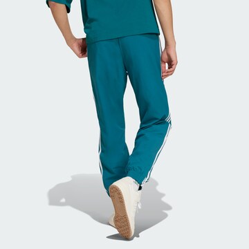 Effilé Pantalon ADIDAS ORIGINALS en bleu