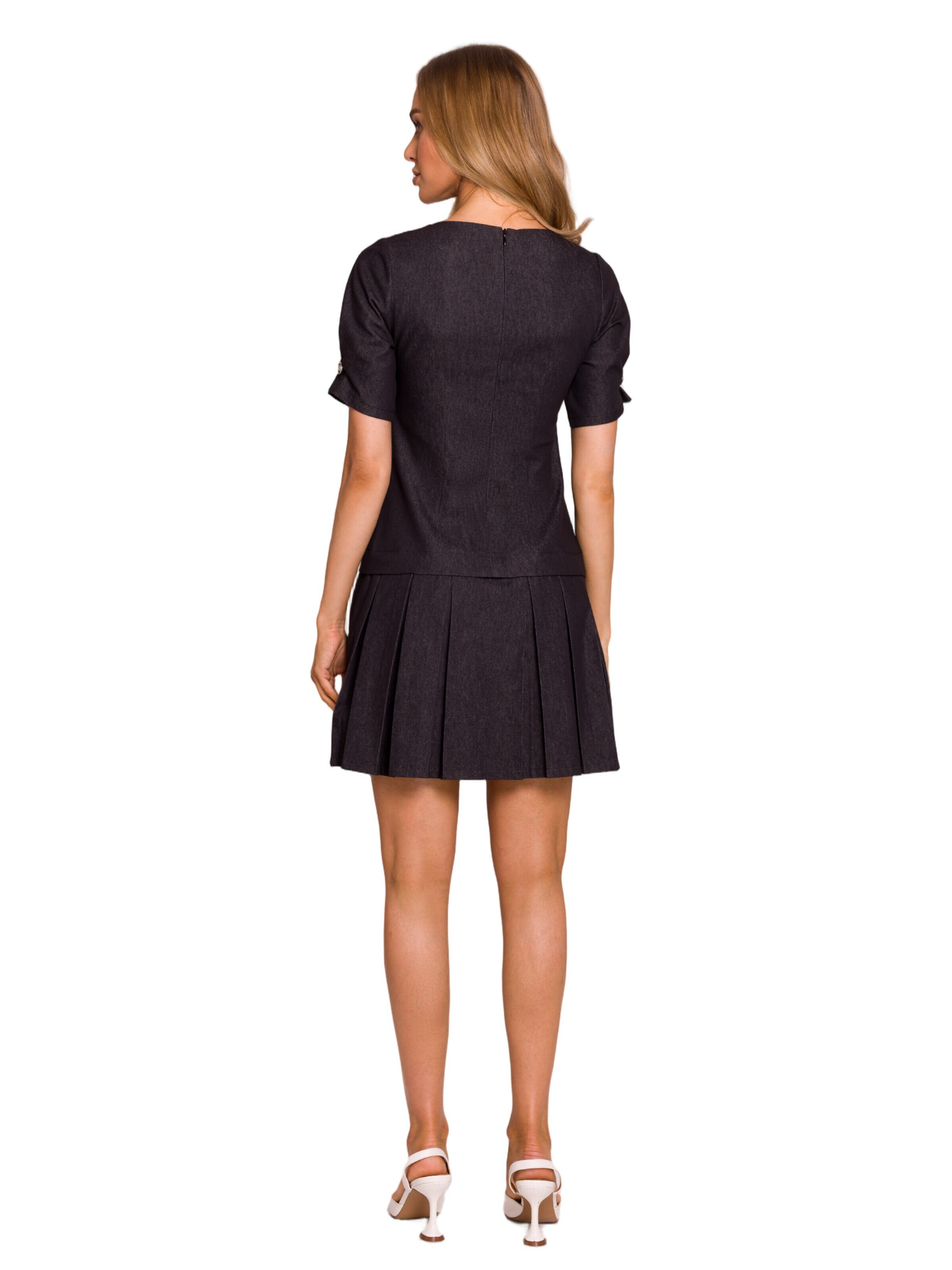 Rochie de la made of emotion pe gri