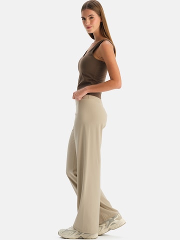 Loosefit Pantalon Dagi en marron