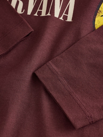 Next Shirt in Rood