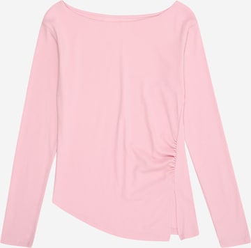 Abercrombie & FitchMajica - roza boja: prednji dio