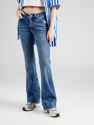 Gang Flared Jeans '94MAXIMA' in Blue: front